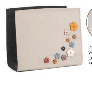 Magnolia and vine Wraparound flap Accent